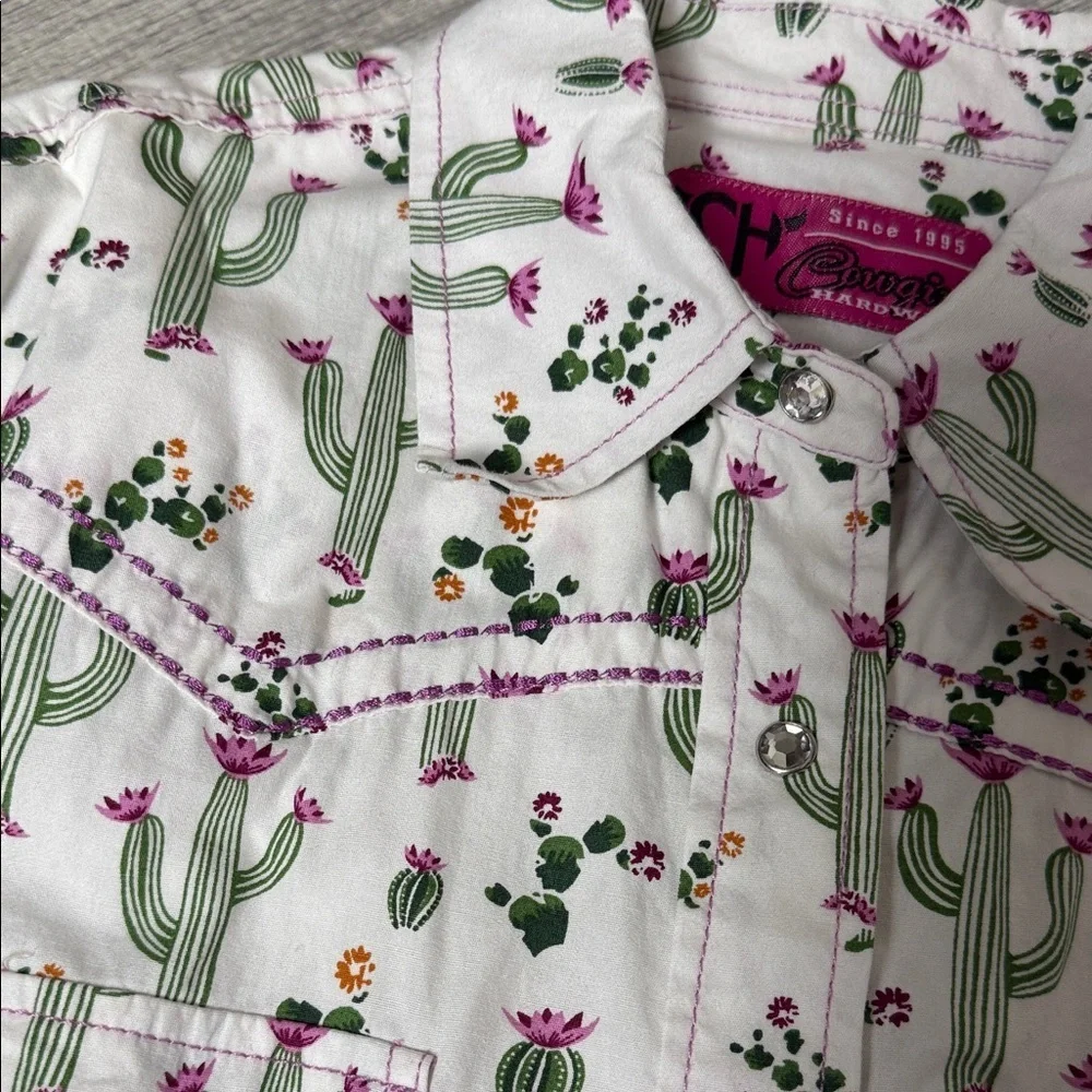 Cowgirl Hardware White and Green Cactus Print Western Shirt Size Large